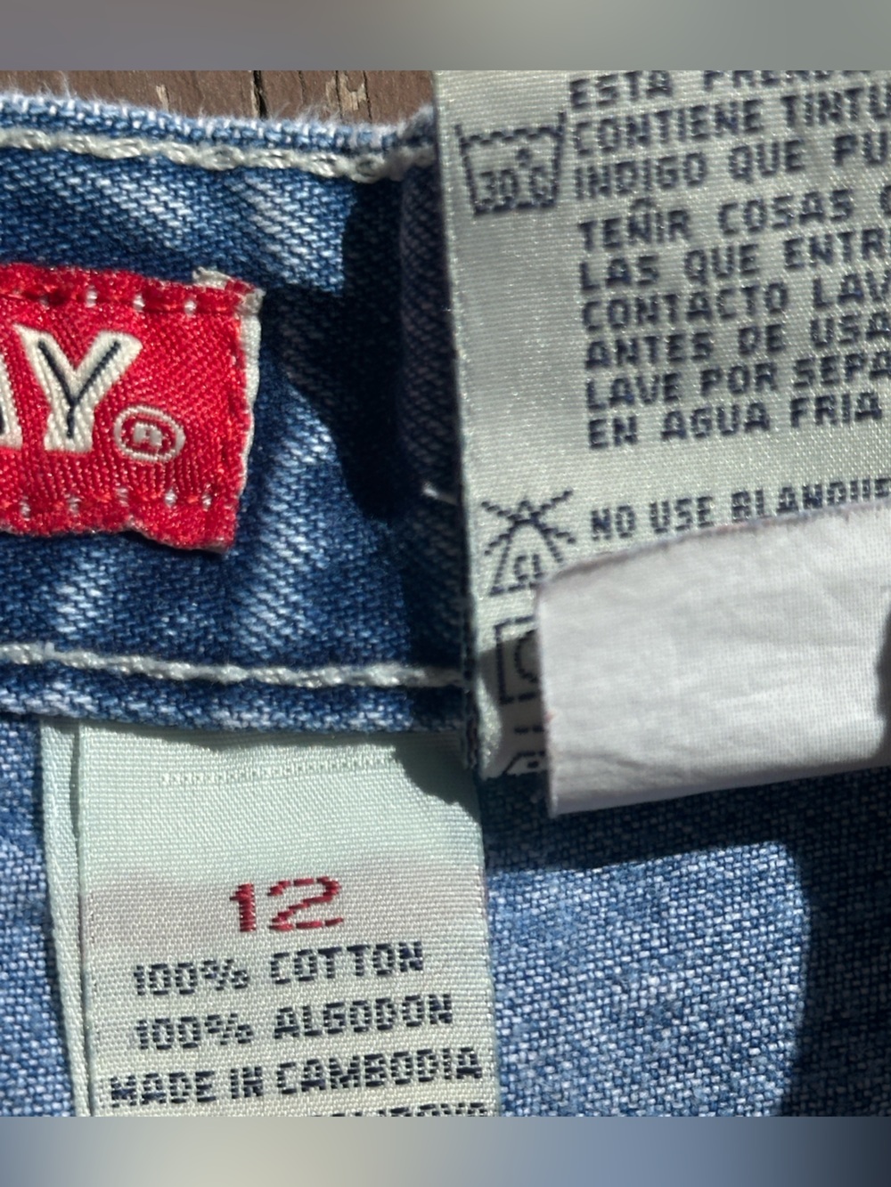 UNIONBAY Light Blue Denim Shorts with Red Logo Tag - Picture 3 of 6